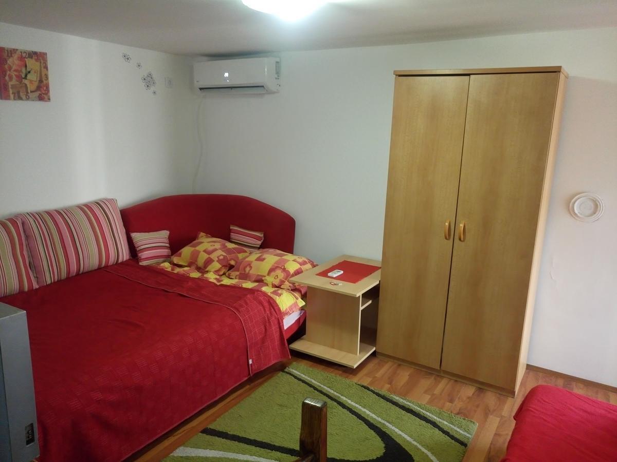 Apartmani Jankovic Vrdnik Buitenkant foto