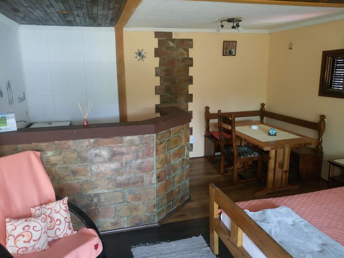 Apartmani Jankovic Vrdnik Buitenkant foto