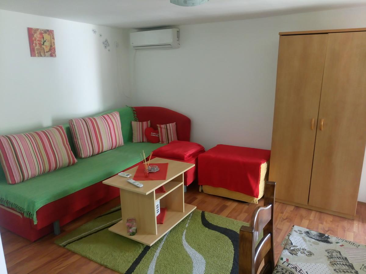 Apartmani Jankovic Vrdnik Buitenkant foto